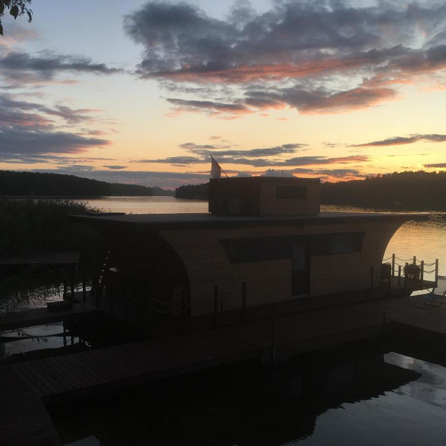 Houseboat Slesin Hotel Buitenkant foto